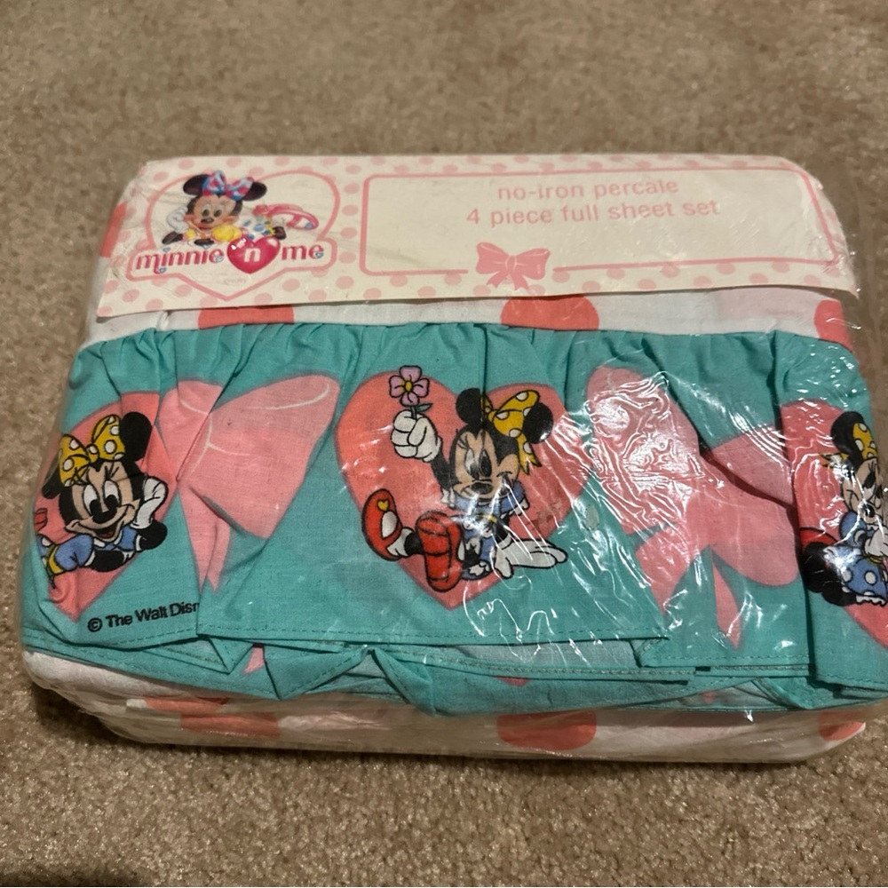 Disney Minnie Mouse Pink and Green Full Sheet Set